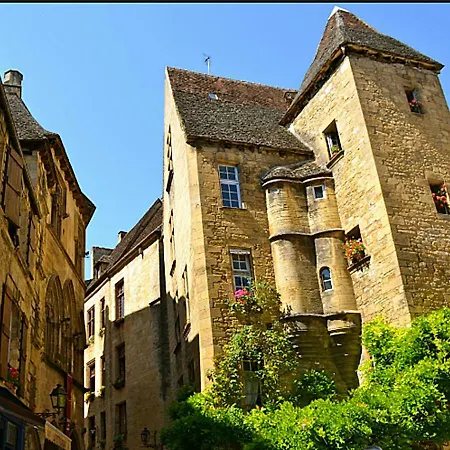 Kalu 8 - Cosy Centre Medieval Apartman *