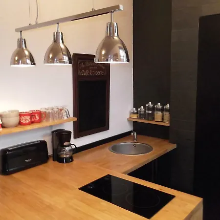 Kalu 8 - Cosy Centre Medieval Apartment *