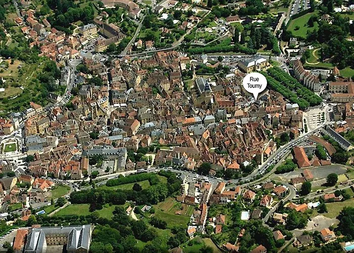 דירה Kalu 8 - Cosy Centre Medieval סרלה-לה קנדה